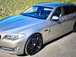 Silber Gebraucht 2010 BMW 523 Kombi | 12.500 €