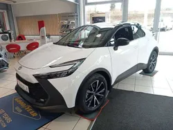 Schneeweiß / schwarz Neu 2025 Toyota C-HR Team SUV | 41.290 € (Fairer Preis)