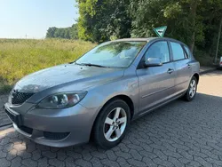 Grau Gebraucht 2004 Mazda 3 Limousine | 1.000 € (Fairer Preis)