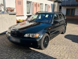 Schwarz Gebraucht 2003 BMW 330 Kombi | 5.900 € (Fairer Preis)