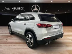 Iridiumsilber Gebraucht 2022 Mercedes GLA220 Progressive SUV | 36.300 € (Superpreis)