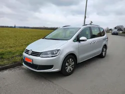 Silber Gebraucht 2016 VW Sharan Comfortline Van / Kleinbus | 13.000 € (Fairer Preis)