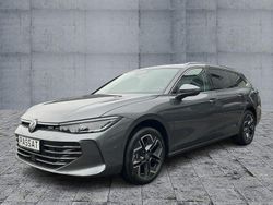 Grau Neu 2025 VW Passat Elegance Kombi | 51.970 € (Fairer Preis)