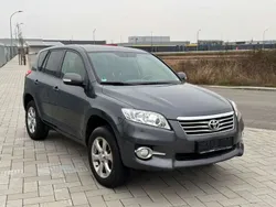 Grau Gebraucht 2010 Toyota RAV4 SUV | 7.300 € (Superpreis)