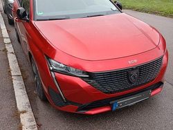 Rot Gebraucht 2022 Peugeot 308 Allure Limousine | 17.990 € (Fairer Preis)