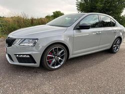 Grau Gebraucht 2019 Skoda Octavia RS Limousine | 24.500 € (Fairer Preis)
