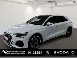 Gletscherweißmetallic Gebraucht 2023 Audi A3 S-Line Limousine | 36.940 € (Teuer)