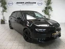 Diamant schwarz/karbon schwarz Gebraucht 2022 Opel Astra Elegance Limousine | 26.900 € (Teuer)