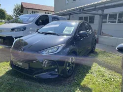 Mysticschwarz mica Neu 2025 Toyota Yaris Hybrid Comfort Kleinwagen | 27.999 €