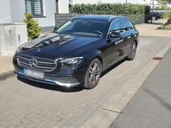 Schwarz Gebraucht 2022 Mercedes E220 Kombi | 36.800 € (Superpreis)