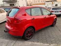 Rot Gebraucht 2005 Seat Altea Reference Van / Kleinbus | 2.750 € (Teuer)