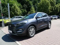 Grau Gebraucht 2018 Hyundai Tucson SUV | 17.990 € (Fairer Preis)