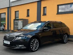 Braun Gebraucht 2016 Skoda Superb LAURIN & KLEMENT Kombi | 17.980 € (Fairer Preis)