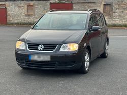 Schwarz Gebraucht 2004 VW Touran Van / Kleinbus | 1.199 € (Fairer Preis)