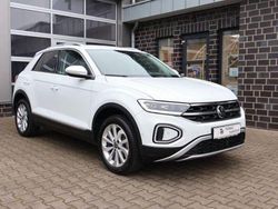 Weiß Gebraucht 2024 VW T-Roc Style SUV | 27.990 € (Fairer Preis)