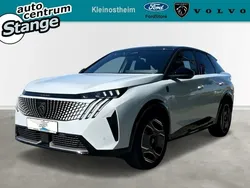 Weiss Gebraucht 2024 Peugeot e-3008 GT SUV | 51.990 € (Fairer Preis)