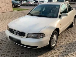 Weiß Gebraucht 1997 Audi A4 Limousine | 3.000 € (Teuer)