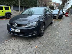 Schwarz Gebraucht 2016 VW Golf VII Limousine | 11.750 € (Guter Preis)