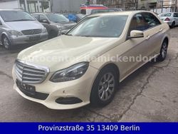 Gelb Gebraucht 2015 Mercedes E200 Elegance Limousine | 5.999 € (Guter Preis)