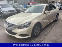 Gelb Gebraucht 2015 Mercedes E200 Elegance Limousine | 5.999 € (Guter Preis)