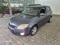 Grau Gebraucht 2008 Skoda Fabia Ambiente Limousine | 4.890 € (Etwas zu teuer)