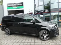 Obsidianschwarz metallic Gebraucht 2024 Mercedes V300 AMG Van / Kleinbus | 71.799 € (Etwas zu teuer)