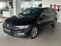 Deep black perleffekt Gebraucht 2022 VW Passat R Kombi | 23.850 € (Superpreis)