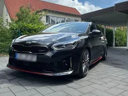 Schwarz Gebraucht 2020 Kia ProCeed Kleinwagen | 24.500 € (Fairer Preis)