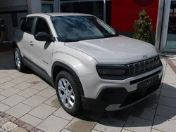 Grau Gebraucht 2024 Jeep Avenger Altitude SUV | 20.900 € (Fairer Preis)