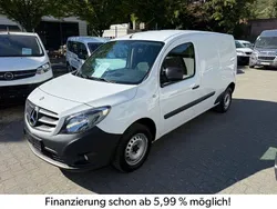 Weiß Gebraucht 2019 Mercedes Citan 109 Van / Kleinbus | 11.800 € (Fairer Preis)