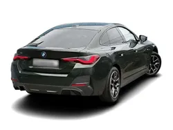 Grün Gebraucht 2024 BMW i4 M Sport Limousine | 59.915 € (Fairer Preis)