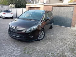 Braun Gebraucht 2013 Opel Zafira Tourer Van / Kleinbus | 4.299 € (Superpreis)