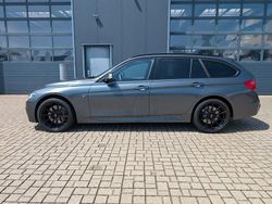 Grau Gebraucht 2015 BMW 335 M Sport Kombi | 26.850 €