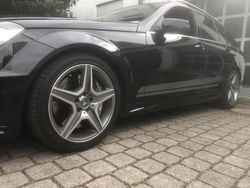 Schwarz Gebraucht 2012 Mercedes C63 AMG AMG Kombi | 42.900 € (Fairer Preis)