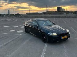 Blau Gebraucht 2011 BMW 525 Comfort Edition Limousine | 17.000 €