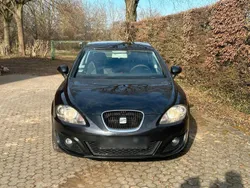 Schwarz Gebraucht 2010 Seat Leon Reference Kleinwagen | 3.100 € (Guter Preis)