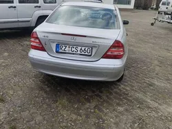 Grau Gebraucht 2004 Mercedes C180 Classic Limousine | 4.900 € (Etwas zu teuer)