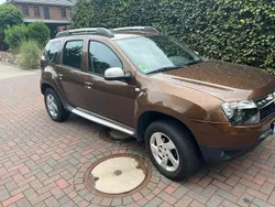 Braun Gebraucht 2010 Dacia Duster SUV | 4.500 € (Guter Preis)
