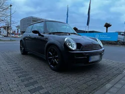 Schwarz Gebraucht 2004 Mini Cooper Kleinwagen | 3.500 €