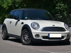 Beige Gebraucht 2008 Mini Cooper Kleinwagen | 3.699 € (Teuer)