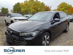 Grenadillschwarz metallic (metallic) Gebraucht 2024 VW Passat Business Kombi | 31.260 € (Fairer Preis)