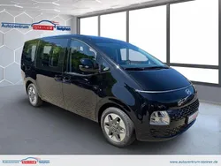 Schwarz Neu 2025 Hyundai Staria Comfort Van | 41.850 €
