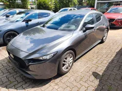 Grau Gebraucht 2020 Mazda 3 Limousine | 16.888 € (Fairer Preis)