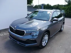Graphite grau metallic Neu 2025 Skoda Kamiq Premium Edition SUV | 32.090 € (Fairer Preis)