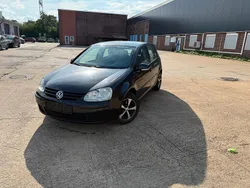 Schwarz Gebraucht 2005 VW Golf V Limousine | 2.500 €