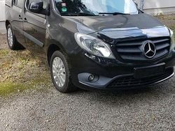 Schwarz Gebraucht 2015 Mercedes Citan 110 Van / Kleinbus | 5.900 €