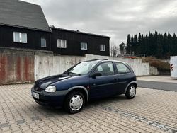 Blau Gebraucht 2000 Opel Corsa Kleinwagen | 500 €