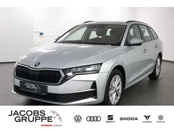 Silber Gebraucht 2024 Skoda Octavia Selection Kombi | 32.960 € (Fairer Preis)
