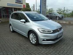 Silber Gebraucht 2017 VW Touran Highline Van / Kleinbus | 20.900 € (Superpreis)