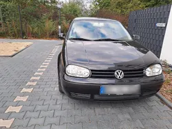 Schwarz Gebraucht 2000 VW Golf IV Kleinwagen | 800 € (Guter Preis)
